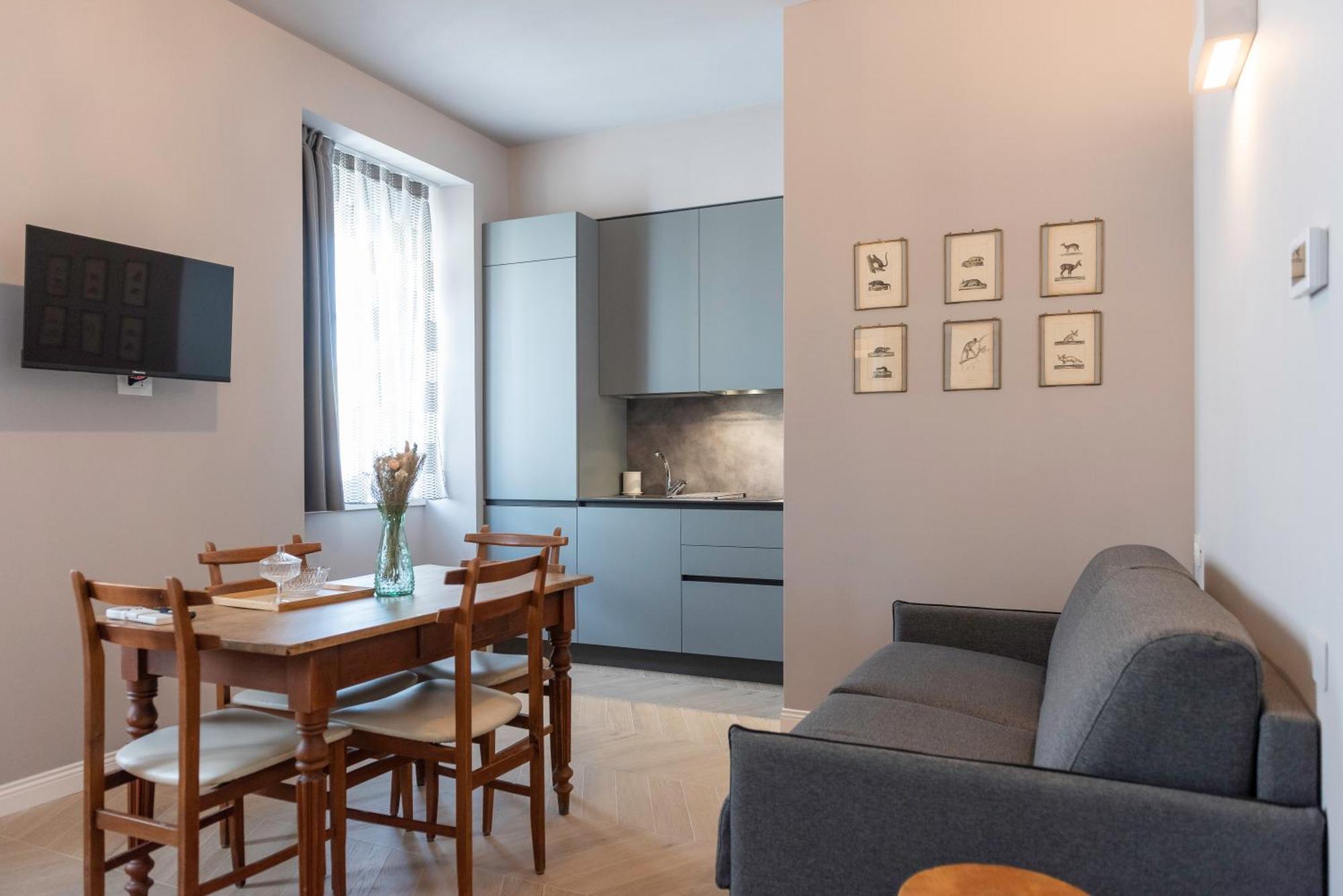 Regina Boutique Suites Триест Экстерьер фото